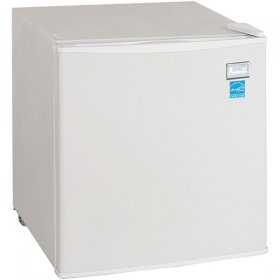 Avanti 1.7CF Compact Refrigerator White
