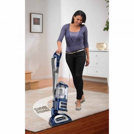 Shark Navigator Lift-Away Deluxe NV360 Upright Vacuum Cleaner